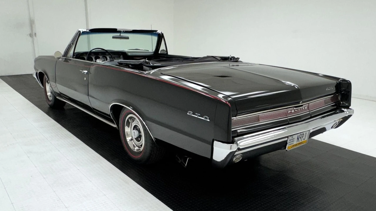 1964 Pontiac GTO 1st Gen - Image 6 of 31