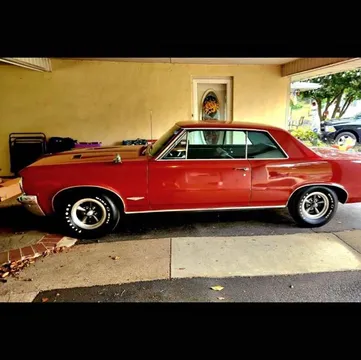 1964 Pontiac GTO Coupe 2D