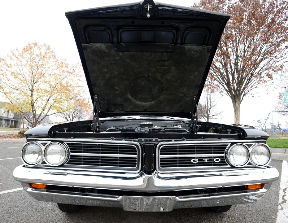 1964 Pontiac GTO 1st Gen - Image 10 of 31