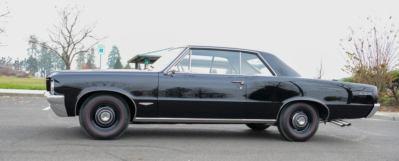1964 Pontiac GTO 1st Gen - Image 21 of 31
