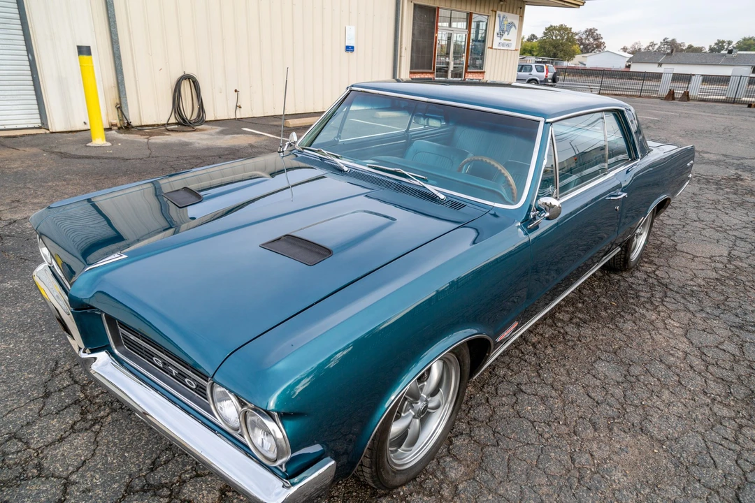 1964 Pontiac GTO 1st Gen - Image 2 of 31