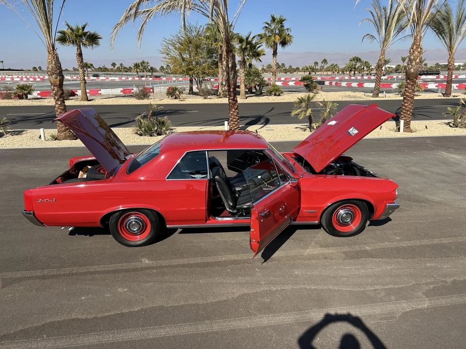 1964 Pontiac GTO 1st Gen - Image 23 of 31