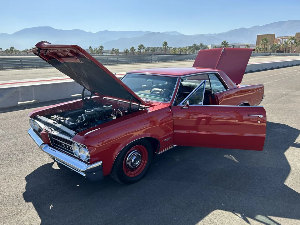1964 Pontiac GTO 1st Gen - Image 20 of 31
