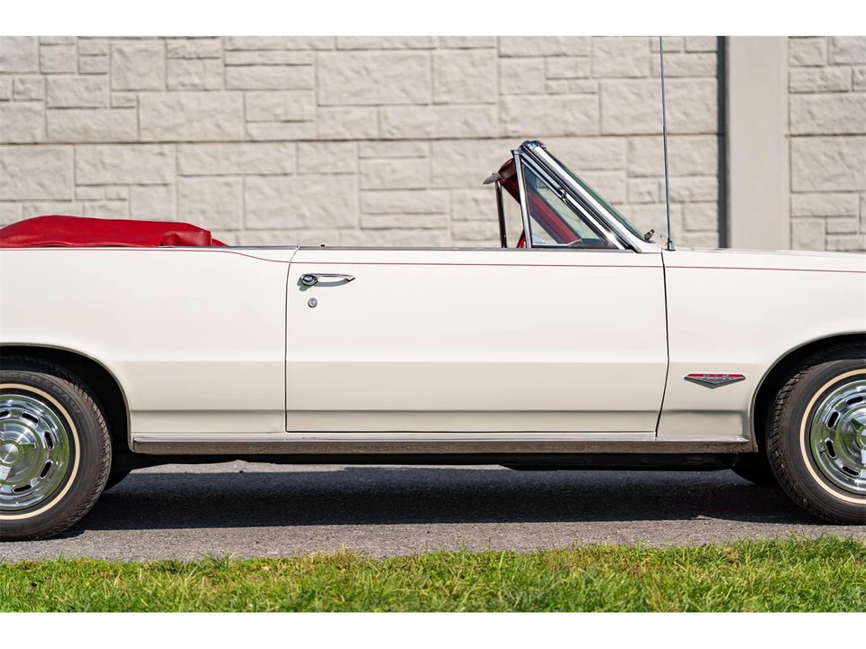 1964 Pontiac GTO 1st Gen - Image 7 of 31