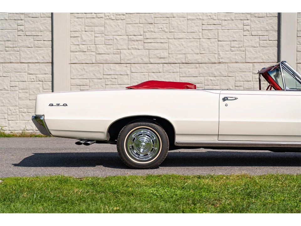 1964 Pontiac GTO 1st Gen - Image 8 of 31