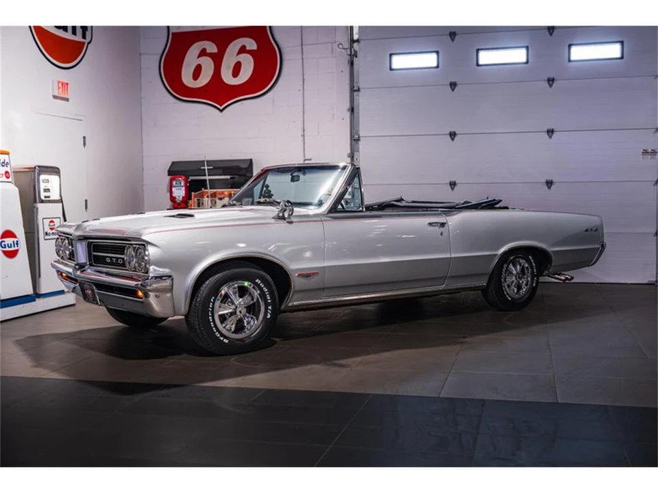 1964 Pontiac GTO 1st Gen - Image 8 of 31