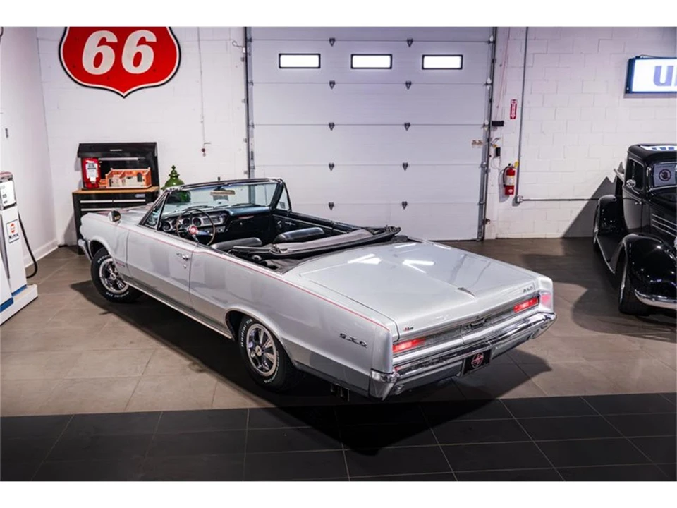 1964 Pontiac GTO 1st Gen - Image 6 of 31