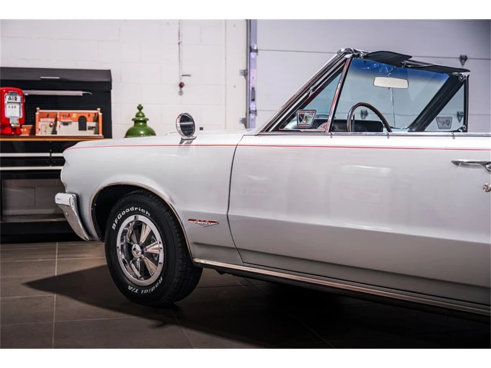 1964 Pontiac GTO 1st Gen - Image 13 of 31