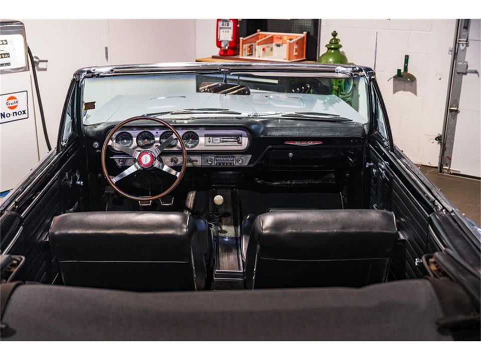 1964 Pontiac GTO 1st Gen - Image 22 of 31