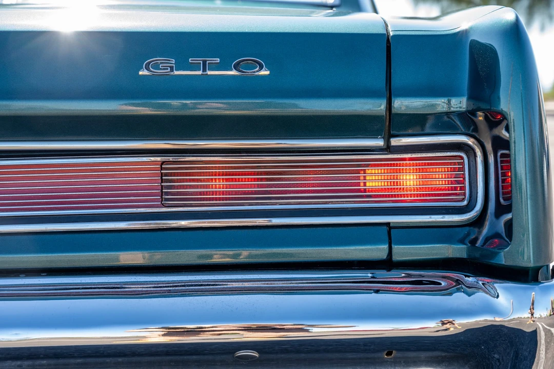 1964 Pontiac GTO 1st Gen - Image 20 of 31