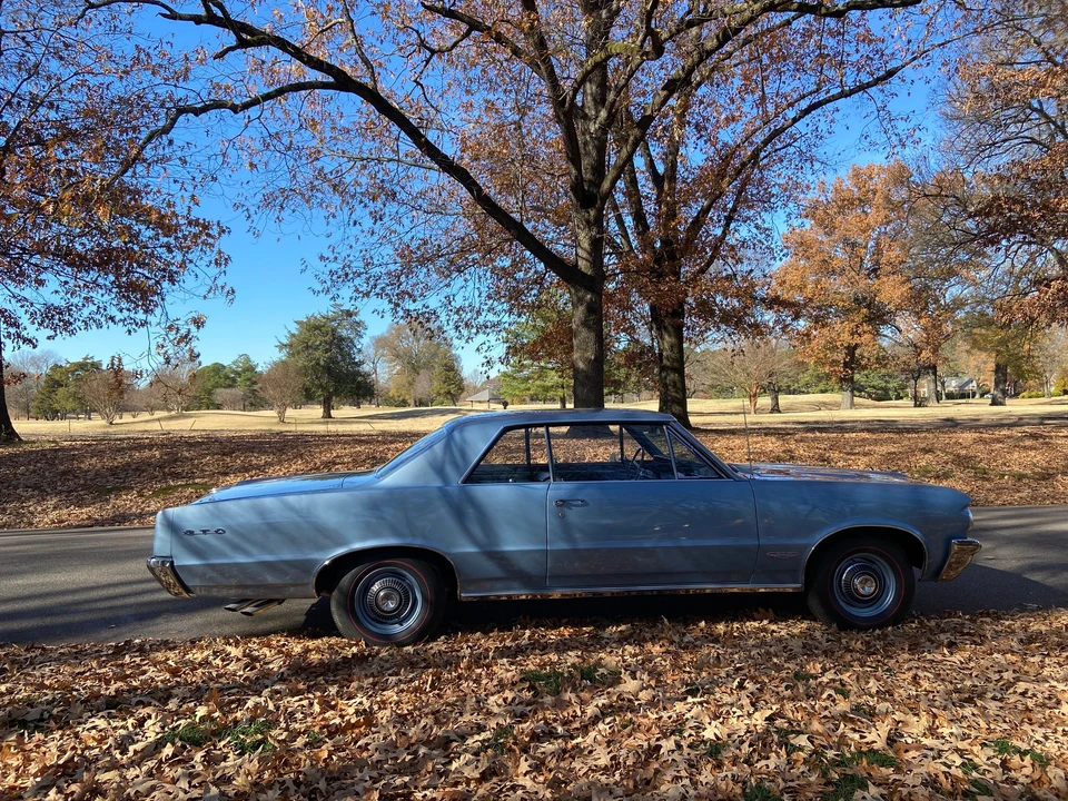 1964 Pontiac GTO 1st Gen - Image 22 of 31