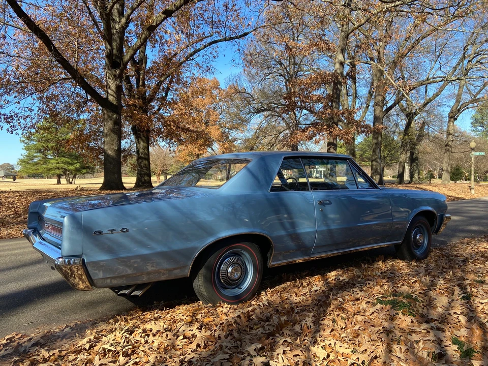 1964 Pontiac GTO 1st Gen - Image 20 of 31