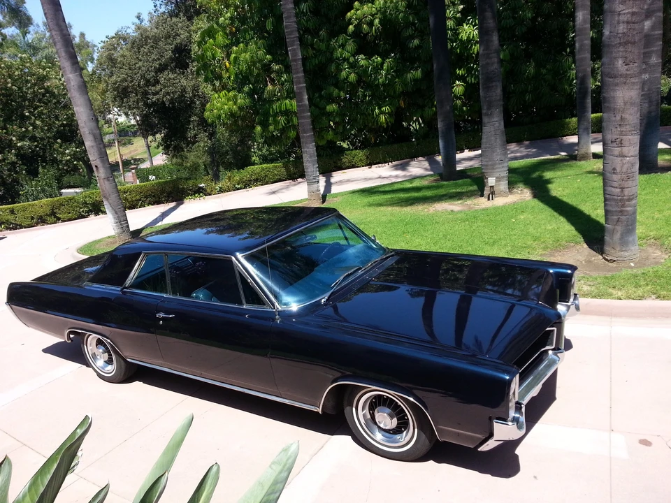 1964 Pontiac Grand Prix 1st Gen - Image 9 of 31