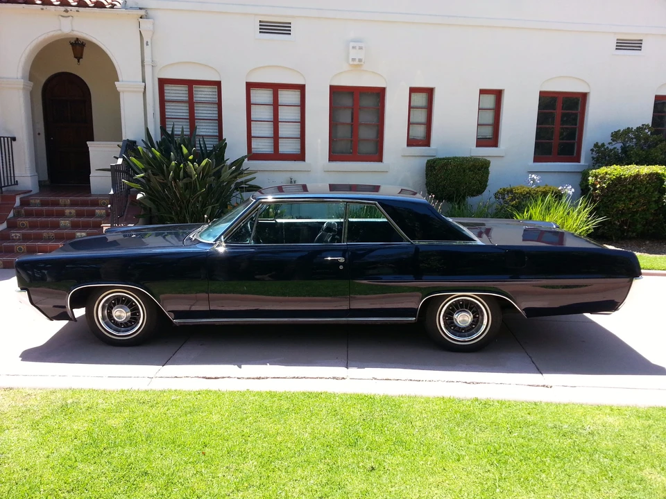 1964 Pontiac Grand Prix 1st Gen - Image 4 of 31