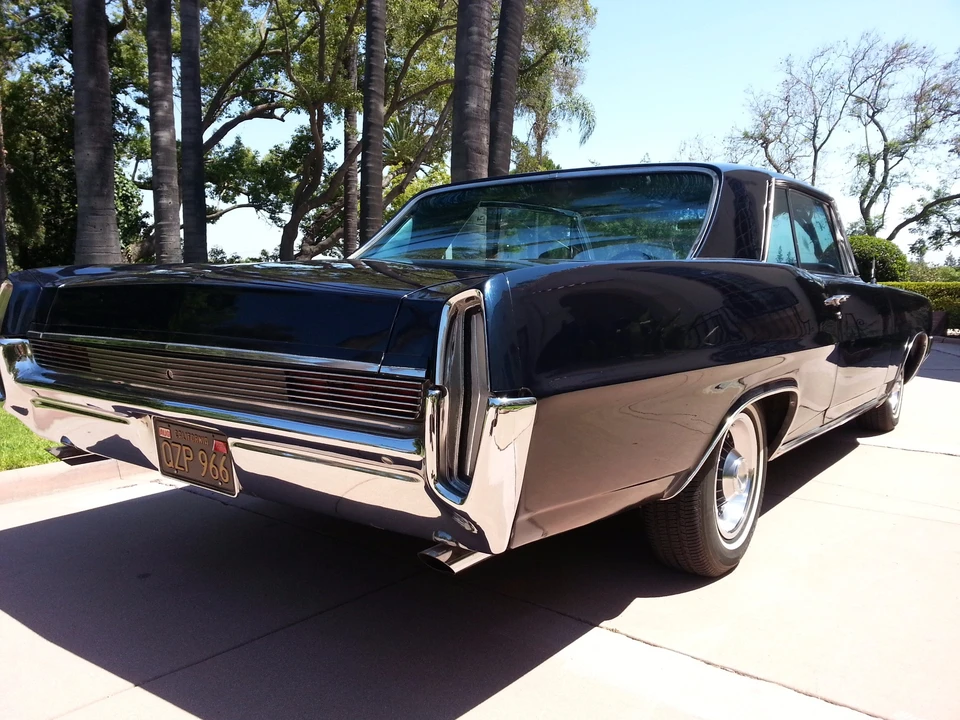 1964 Pontiac Grand Prix 1st Gen - Image 7 of 31