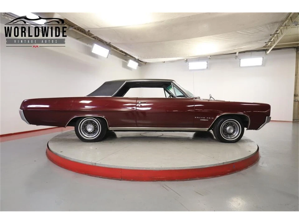 1964 Pontiac Grand Prix 1st Gen - Image 4 of 31
