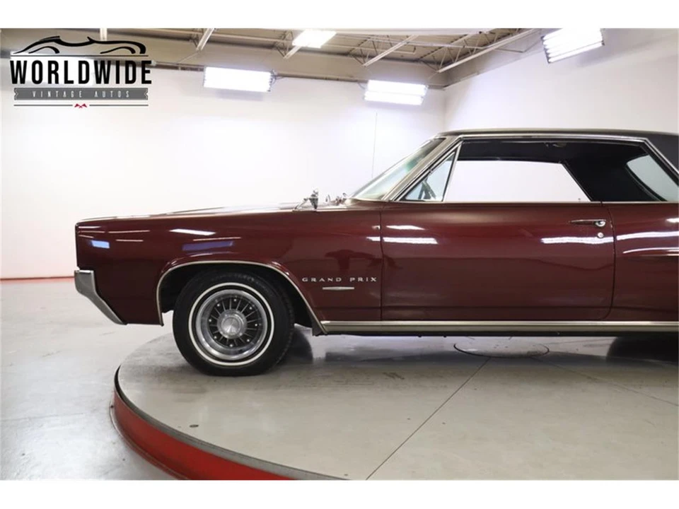 1964 Pontiac Grand Prix 1st Gen - Image 7 of 31