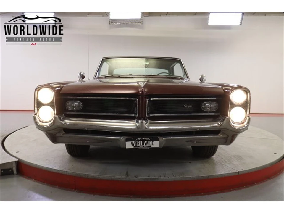 1964 Pontiac Grand Prix 1st Gen - Image 16 of 31