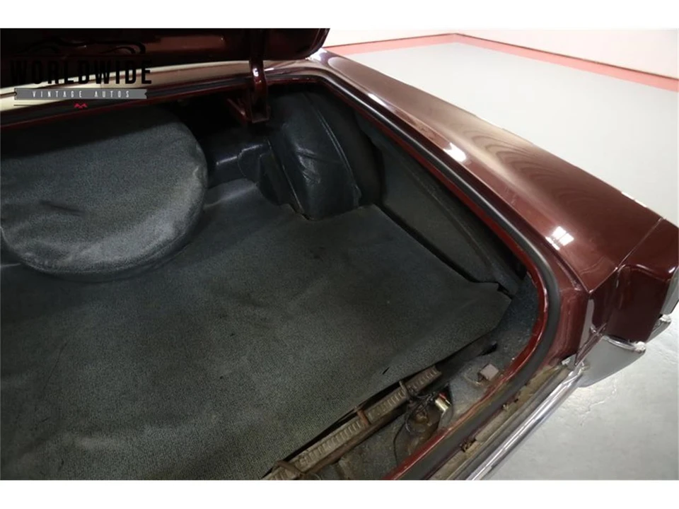 1964 Pontiac Grand Prix 1st Gen - Image 21 of 31