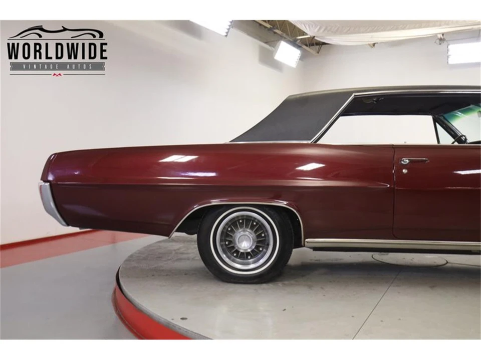 1964 Pontiac Grand Prix 1st Gen - Image 9 of 31