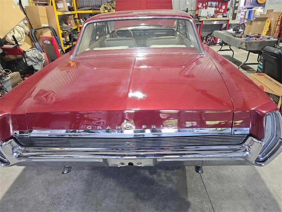 1964 Pontiac Grand Prix 1st Gen - Image 5 of 31