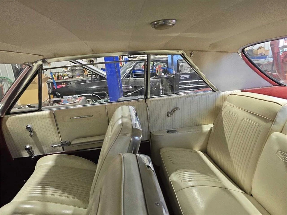1964 Pontiac Grand Prix 1st Gen - Image 15 of 31