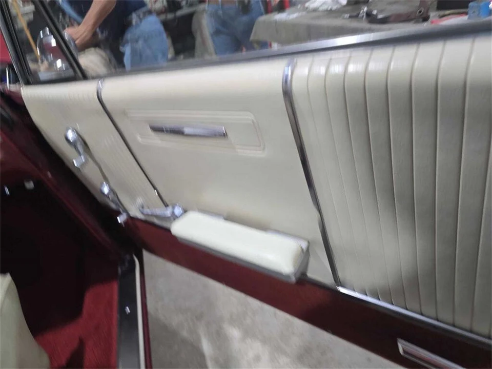 1964 Pontiac Grand Prix 1st Gen - Image 22 of 31