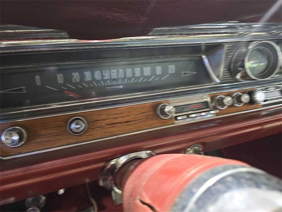 1964 Pontiac Grand Prix 1st Gen - Image 24 of 31