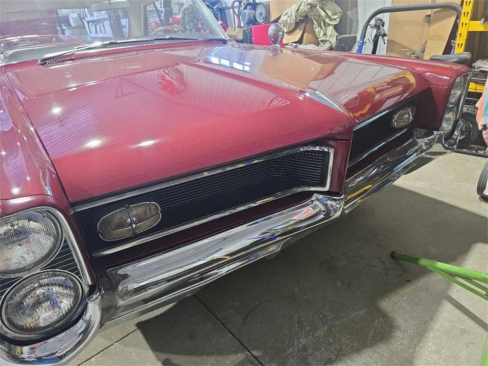 1964 Pontiac Grand Prix 1st Gen - Image 27 of 31