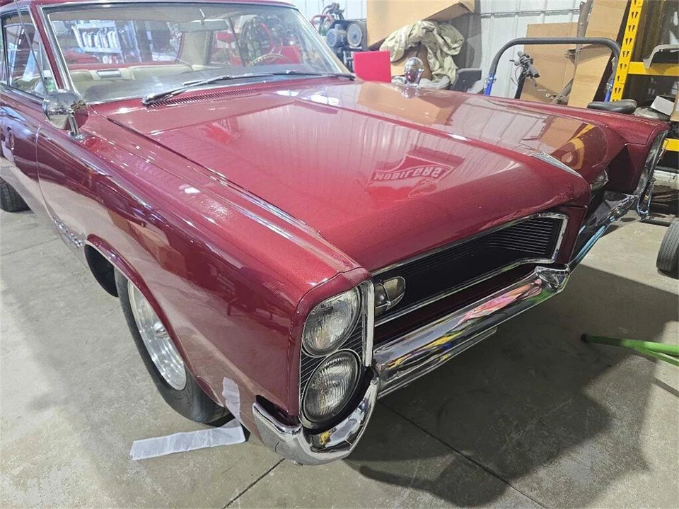 1964 Pontiac Grand Prix 1st Gen - Image 28 of 31
