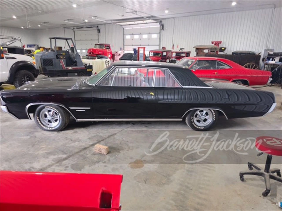 1964 Pontiac Grand Prix 1st Gen - Image 2 of 4