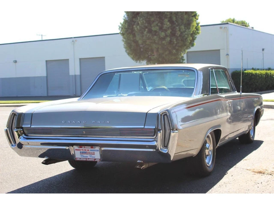 1964 Pontiac Grand Prix 1st Gen - Image 13 of 31