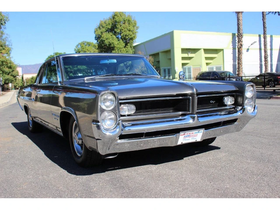 1964 Pontiac Grand Prix 1st Gen - Image 17 of 31