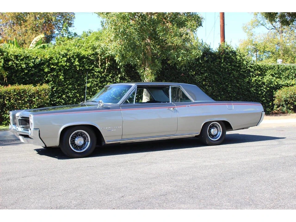 1964 Pontiac Grand Prix 1st Gen - Image 5 of 31