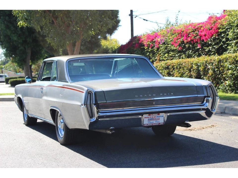 1964 Pontiac Grand Prix 1st Gen - Image 10 of 31