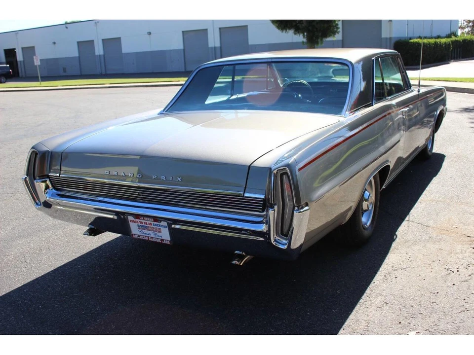 1964 Pontiac Grand Prix 1st Gen - Image 14 of 31