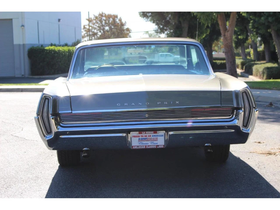 1964 Pontiac Grand Prix 1st Gen - Image 12 of 31