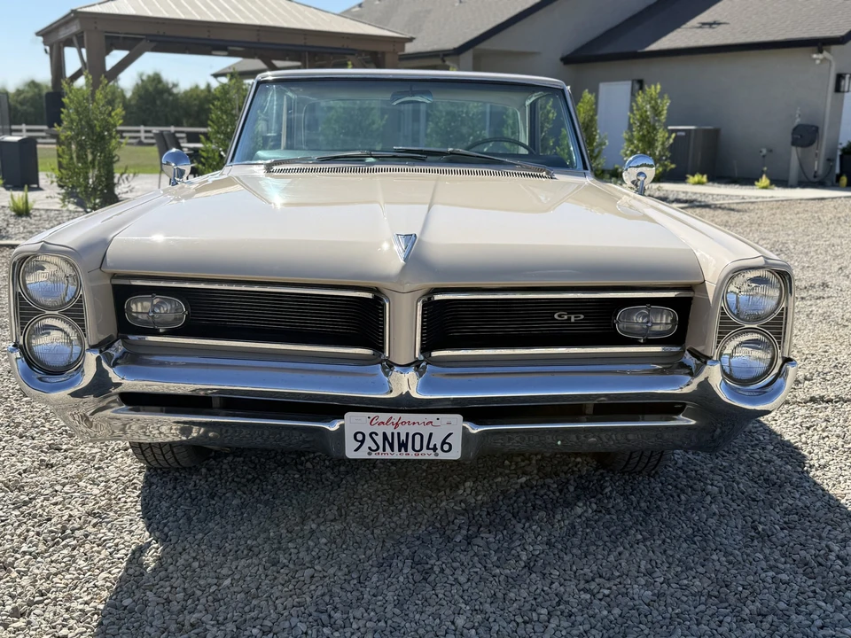 1964 Pontiac Grand Prix 1st Gen - Image 5 of 31