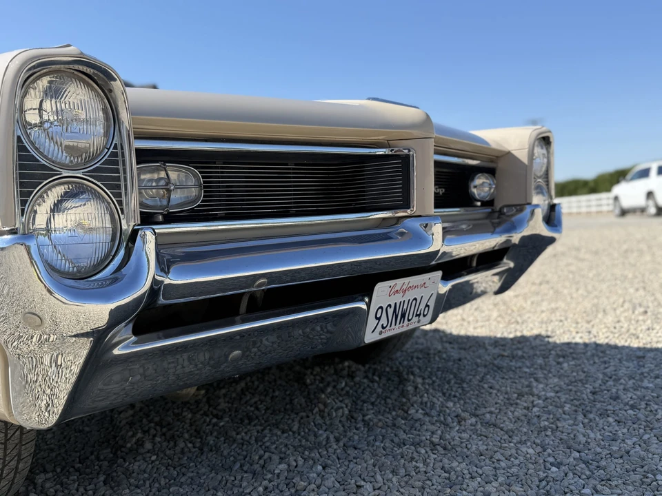 1964 Pontiac Grand Prix 1st Gen - Image 24 of 31