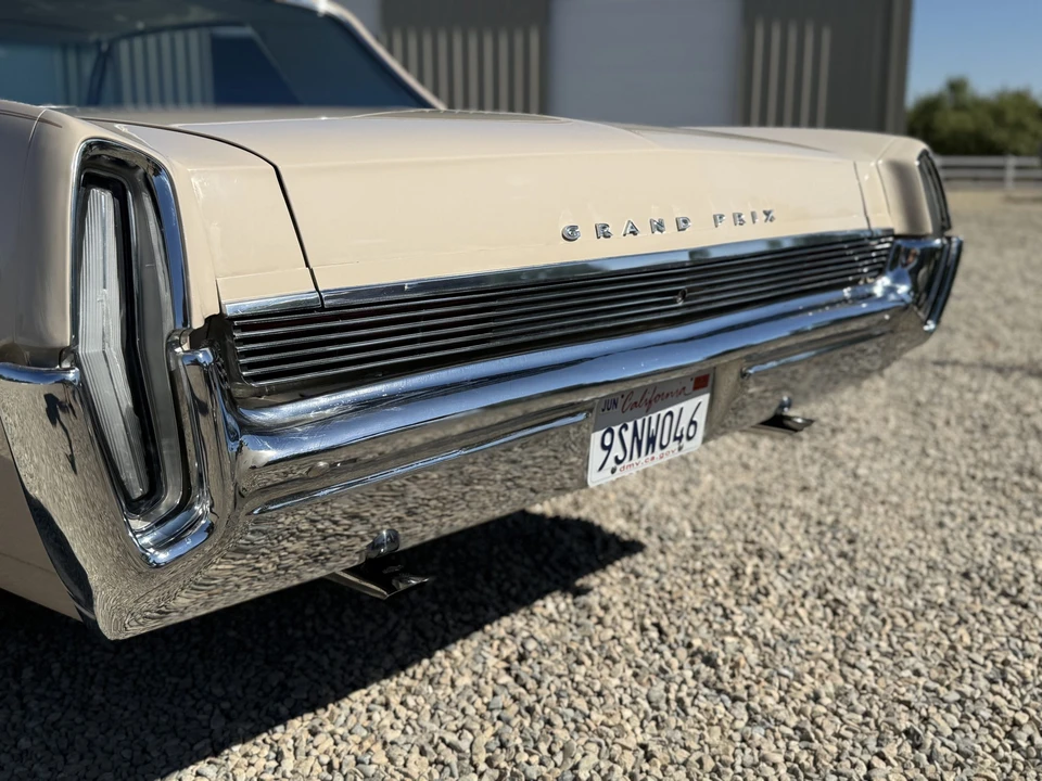 1964 Pontiac Grand Prix 1st Gen - Image 14 of 31
