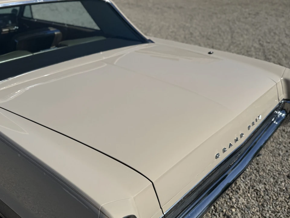 1964 Pontiac Grand Prix 1st Gen - Image 17 of 31