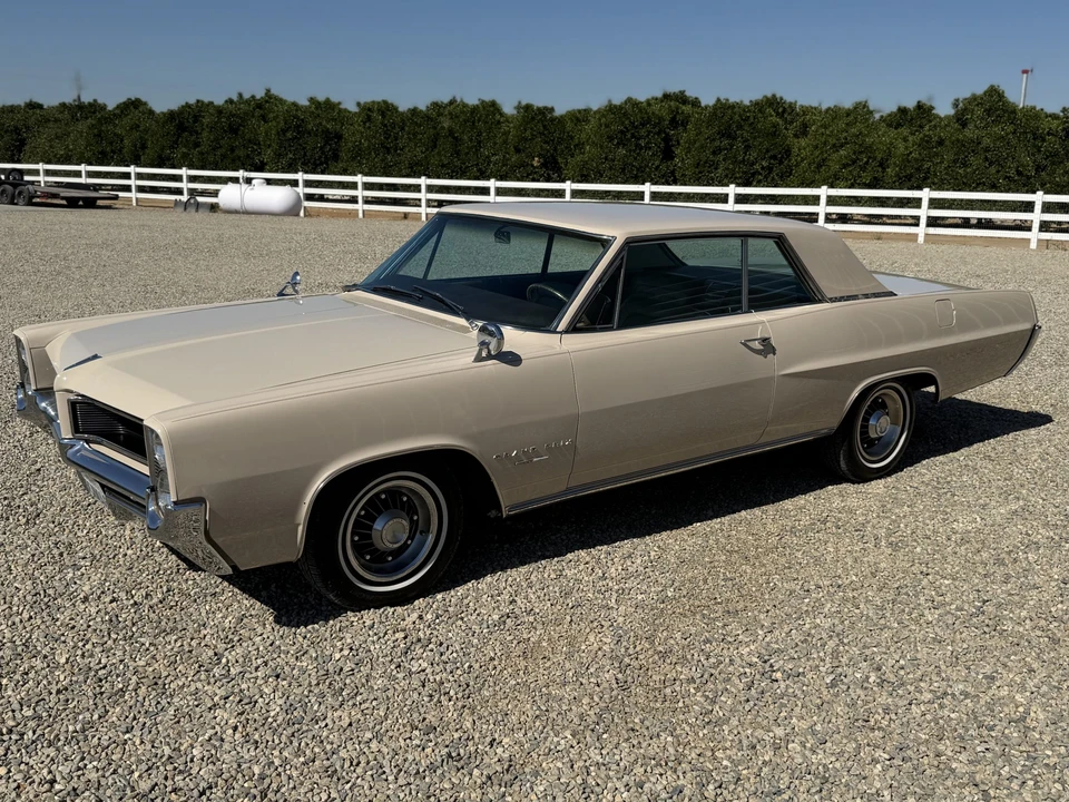 1964 Pontiac Grand Prix 1st Gen - Image 12 of 31
