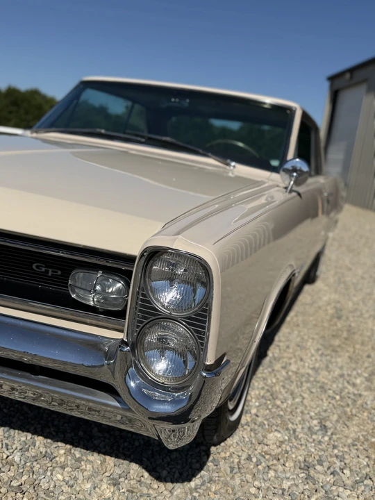 1964 Pontiac Grand Prix 1st Gen - Image 21 of 31