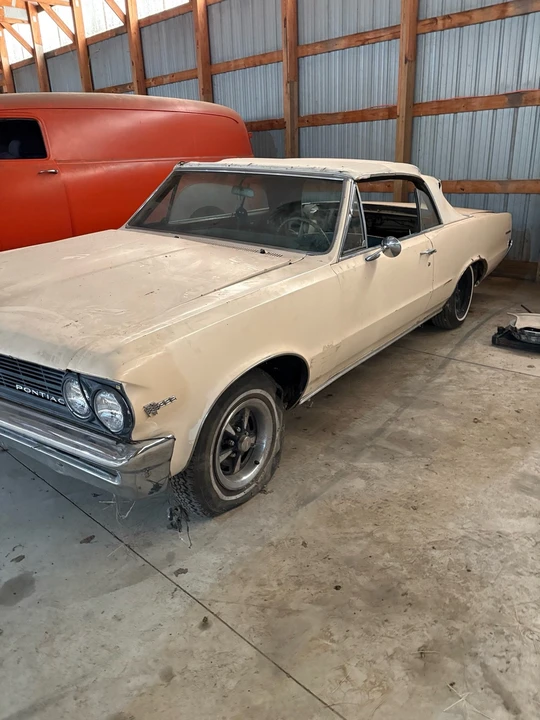 1964 Pontiac Tempest - Image 2 of 20