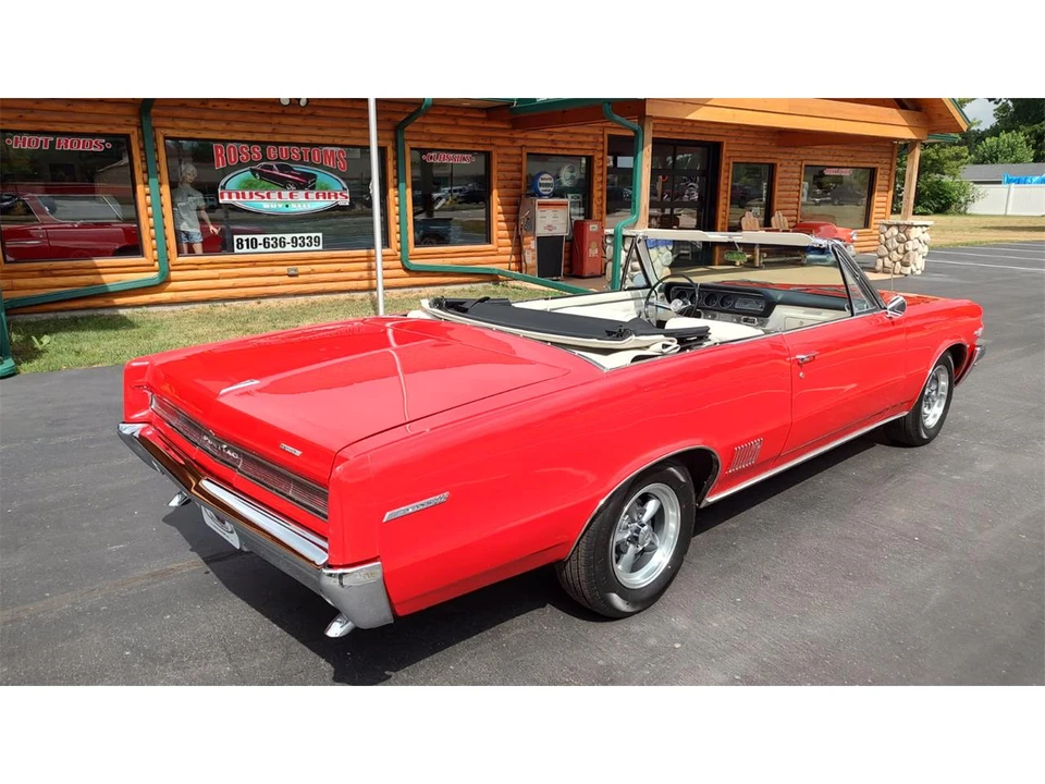 1964 Pontiac LeMans 2nd Gen - Image 25 of 31