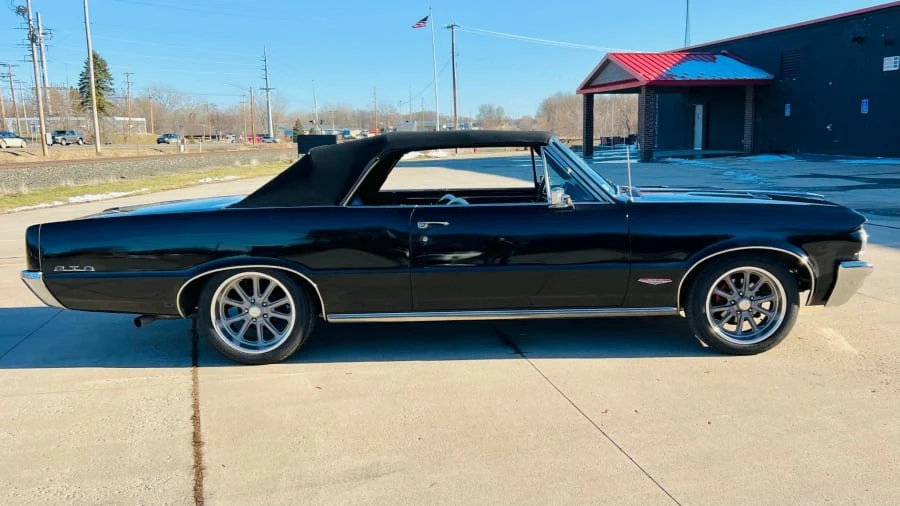 1964 Pontiac LeMans 2nd Gen - Image 2 of 7