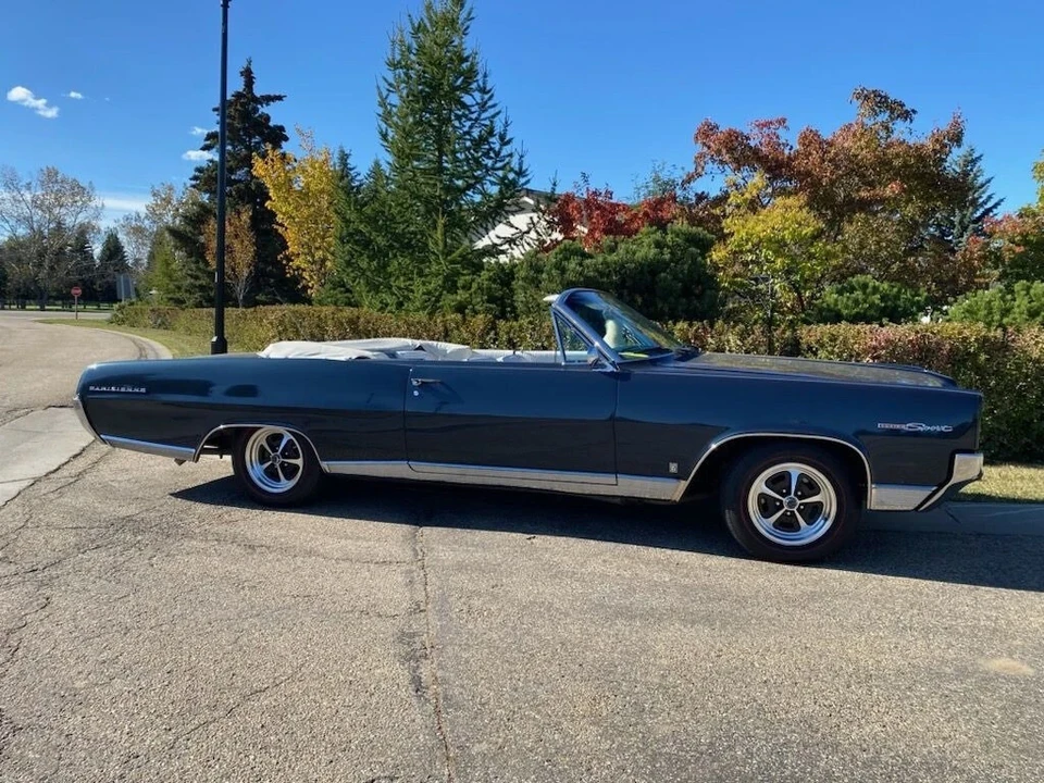 1964 Pontiac Parisienne - Image 5 of 12