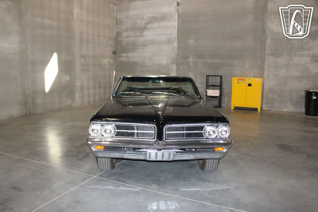 1964 Pontiac Tempest - Image 10 of 12