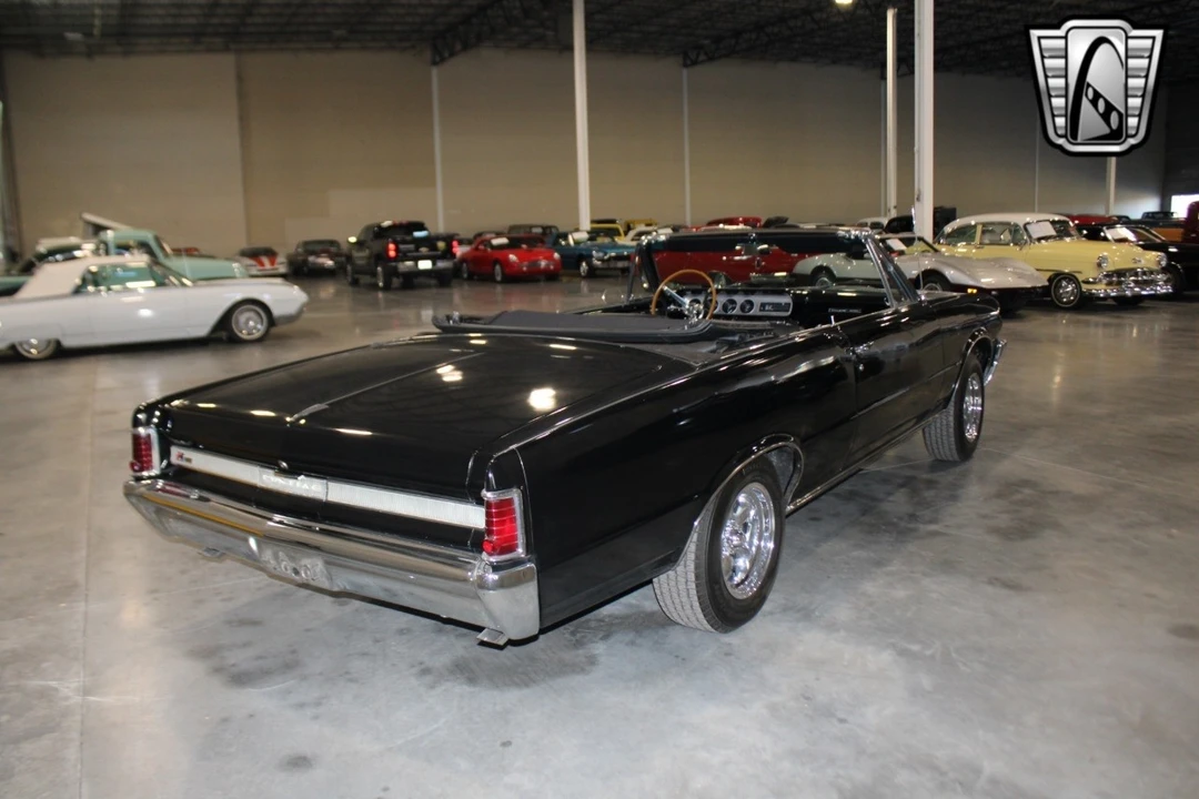 1964 Pontiac Tempest - Image 5 of 12