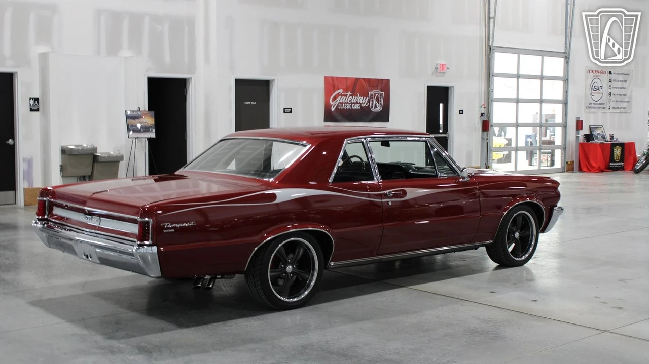 1964 Pontiac Tempest - Image 5 of 12